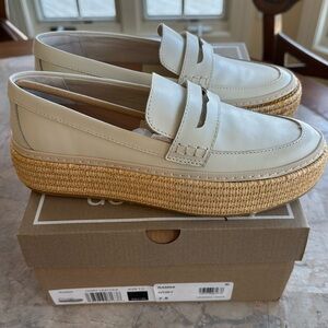 Dolce Vita Ivory leather platform loafers Size 7.5M